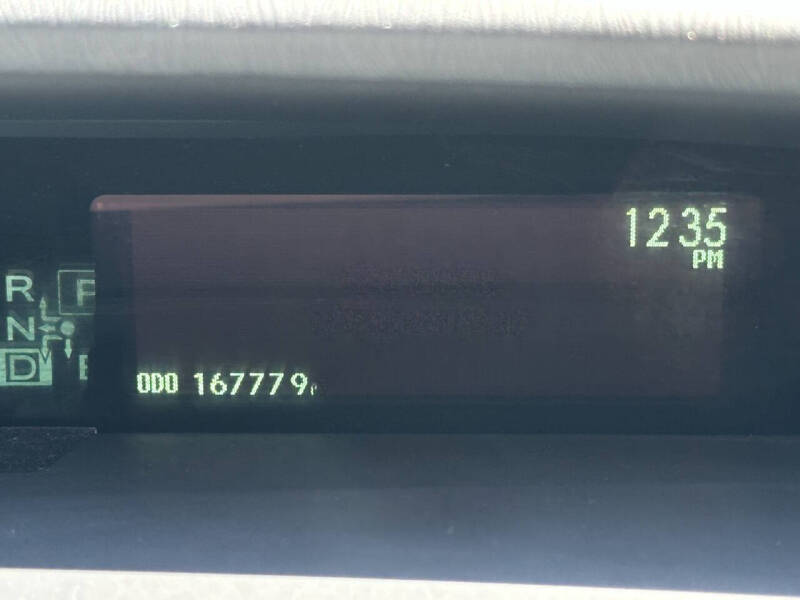 2010 Toyota Prius III
