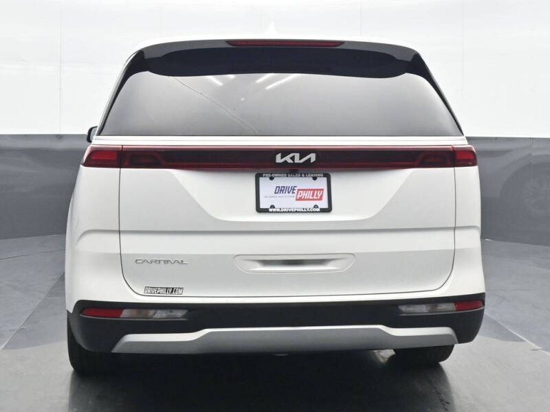 2024 Kia Carnival