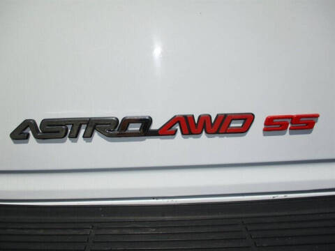 2003 Chevrolet Astro LT