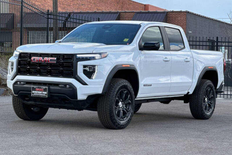 2024 GMC Canyon Elevation