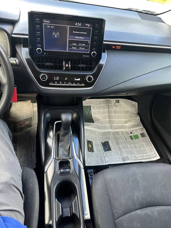 2022 Toyota Corolla LE