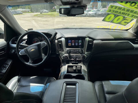 2017 Chevrolet Suburban LT