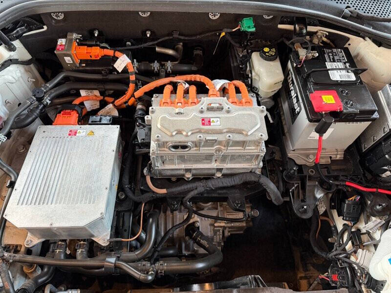 2017 Volkswagen e-Golf SE