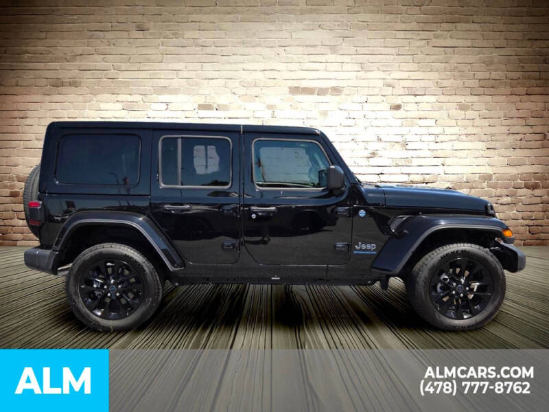 2025 Jeep Wrangler Sahara 4xe