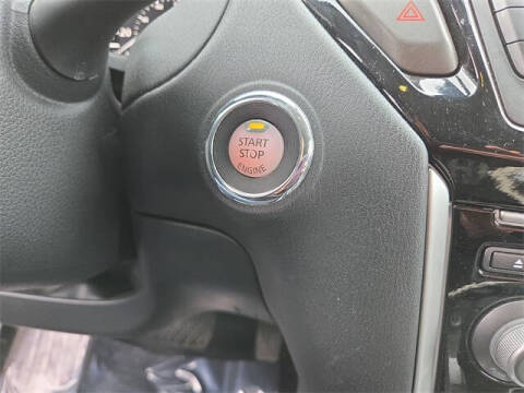 2019 Nissan Pathfinder SV