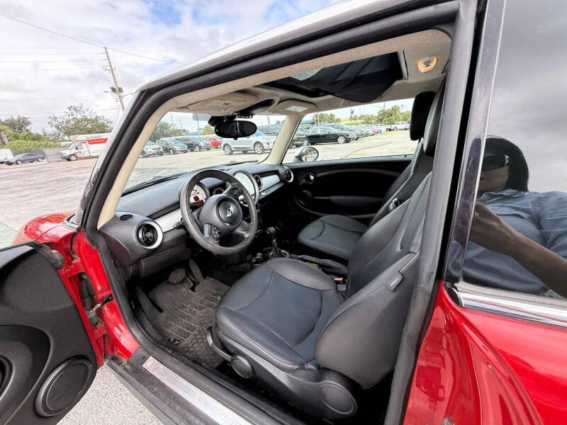 2013 MINI Hardtop Cooper