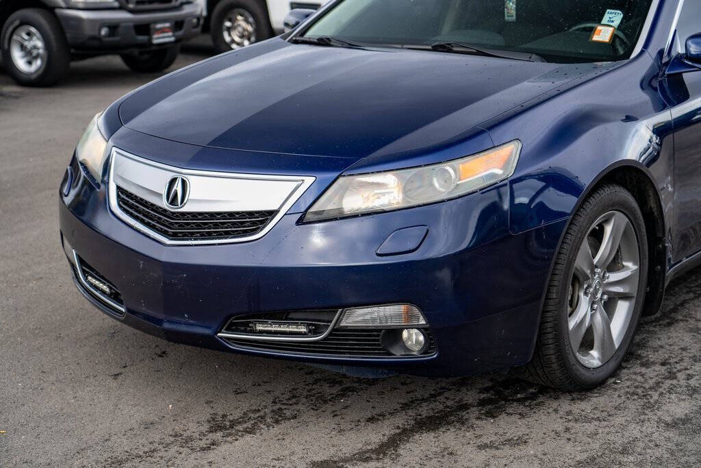 2013 Acura TL for sale at Auto Destination in Puyallup, WA