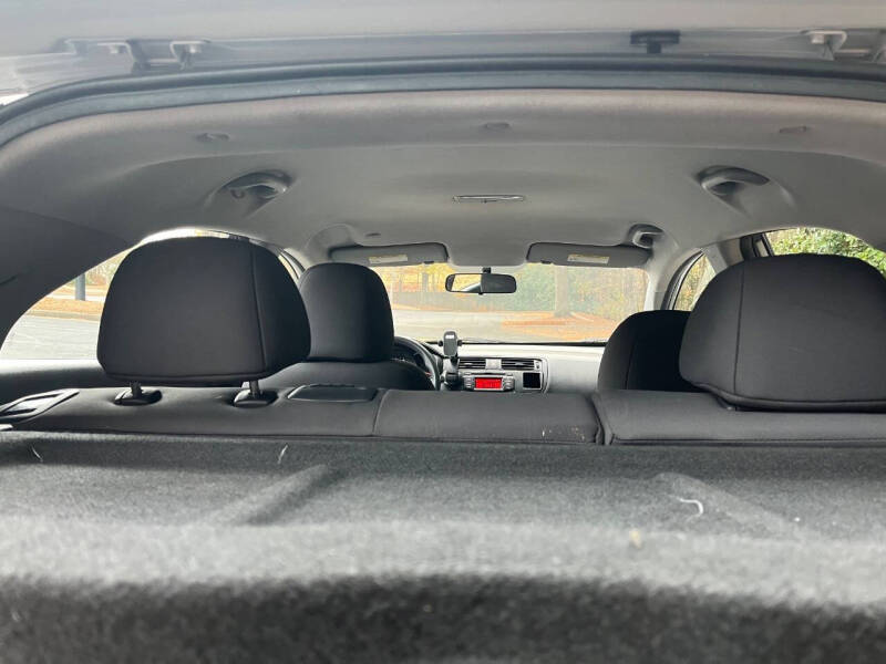 2013 Kia Rio 5-Door LX