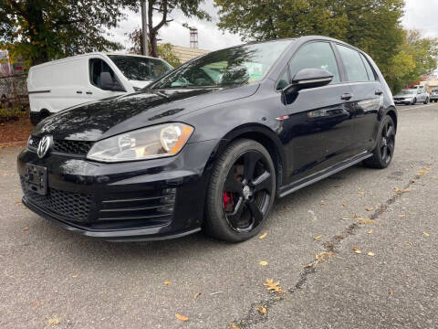 2017 Volkswagen Golf GTI S