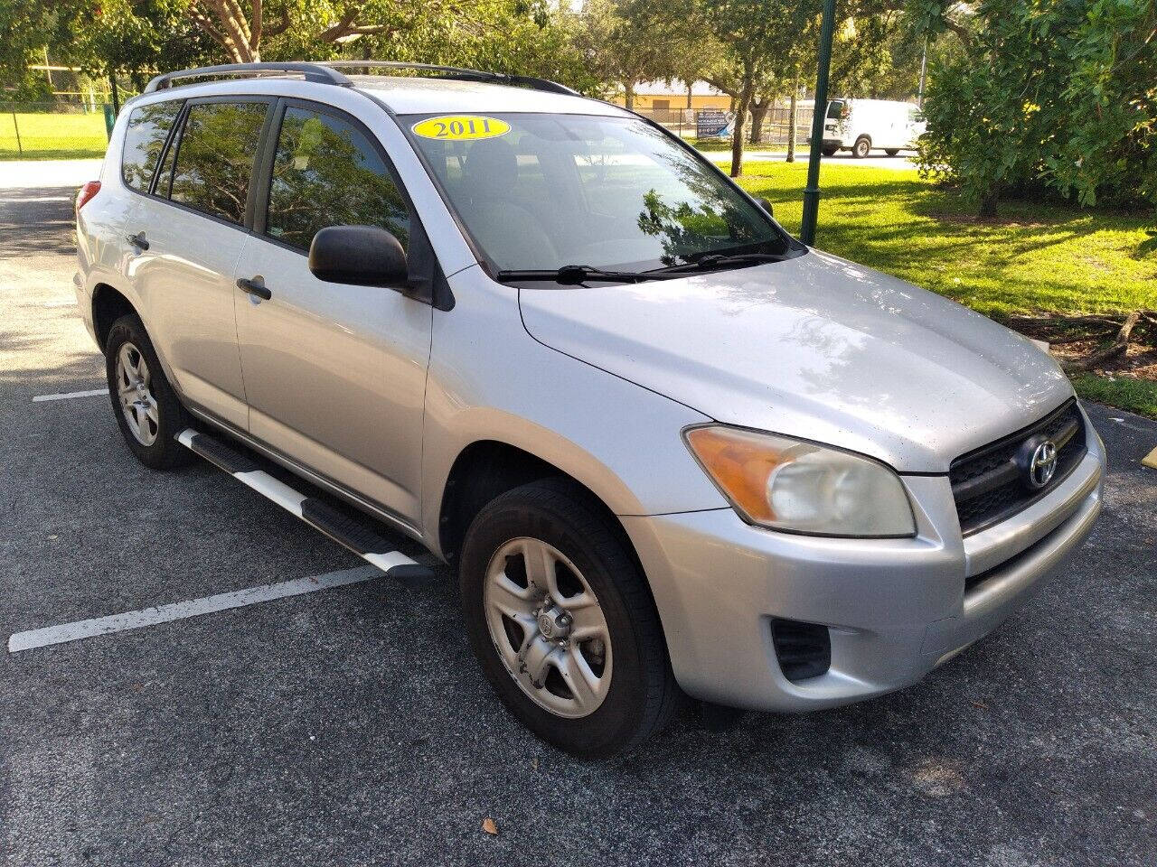 2011 TOYOTA RAV4 SUV / Crossover - $9,499