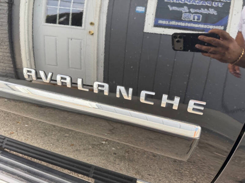 2012 Chevrolet Avalanche LTZ