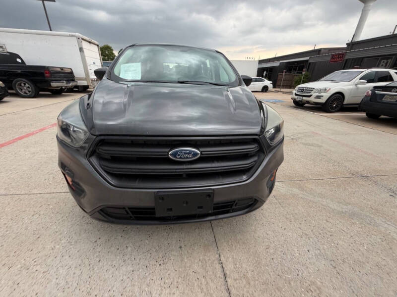 2019 Ford Escape S