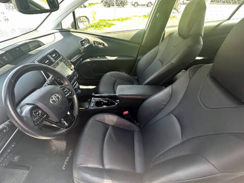 2022 Toyota Prius XLE