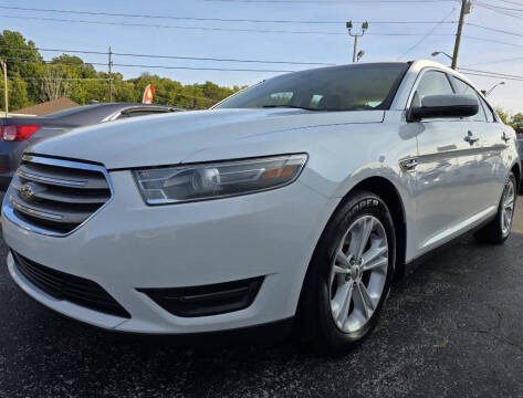 2014 Ford Taurus SEL