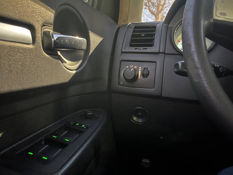 2009 Dodge Charger SE