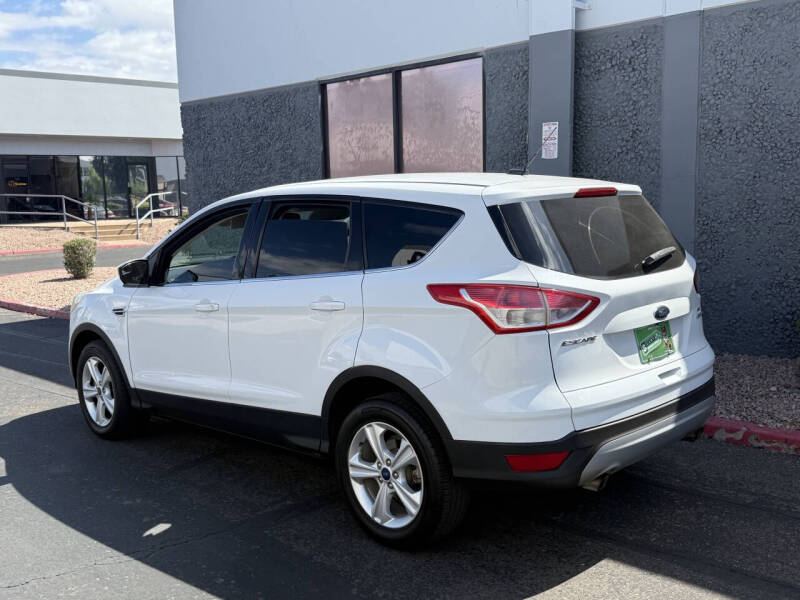2016 Ford Escape SE - Photo 6