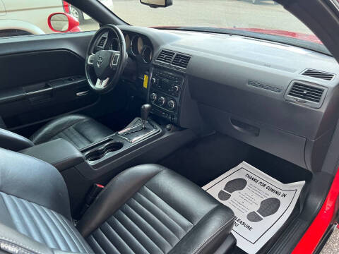 2014 Dodge Challenger SXT