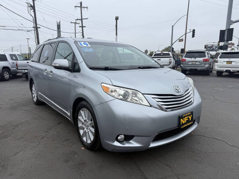 2014 Toyota Sienna Limited 7-Passenger