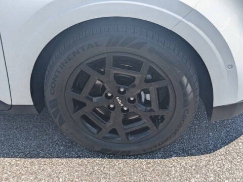 2025 Kia Carnival SX