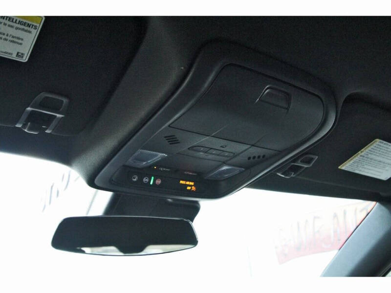 2021 Cadillac XT4 Premium Luxury