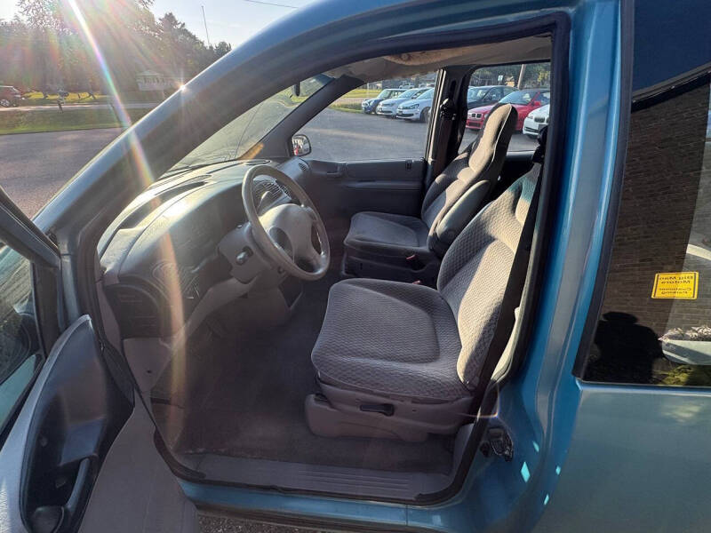 1999 Plymouth Voyager