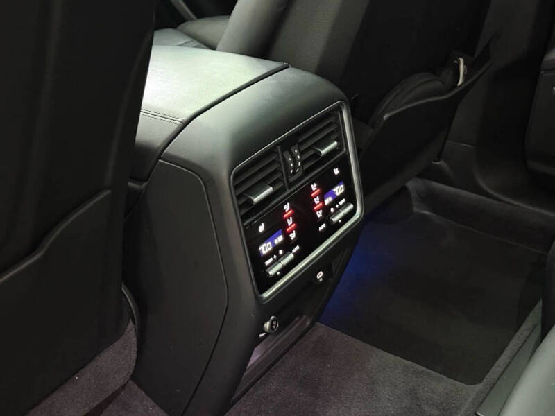 2020 Porsche Cayenne S Coupe