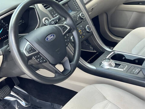 2018 Ford Fusion Hybrid SE