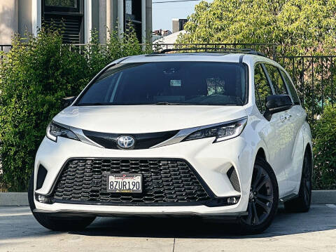 2021 Toyota Sienna for sale at Fastrack Auto Inc in Rosemead CA