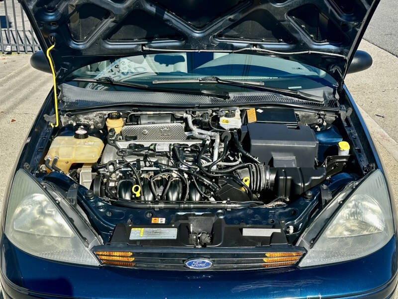 2003 Ford Focus ZX5