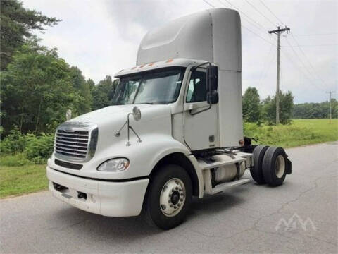 2007 Freightliner Columbia 112 for sale at Vehicle Network - Allied Truck and Trailer Sales in Madison NC