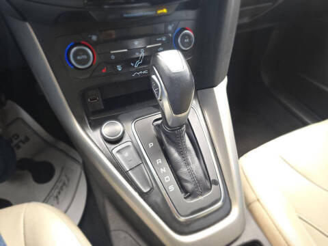 2017 Ford Focus Titanium