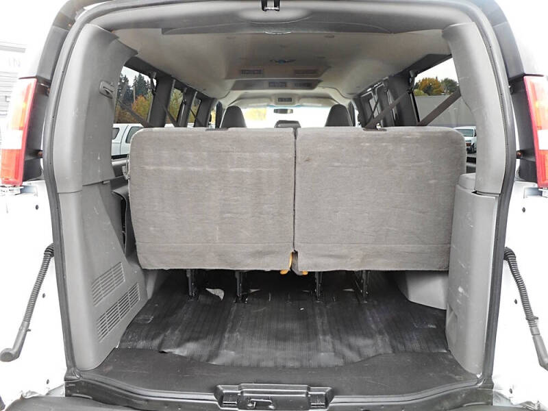 2017 Chevrolet Express LS 2500