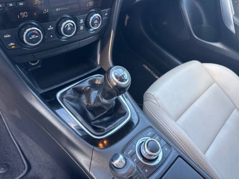 2015 Mazda MAZDA6 i Touring