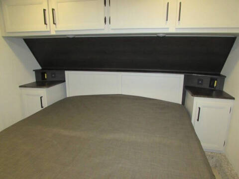 2026 ARCADIA SELECT 24R