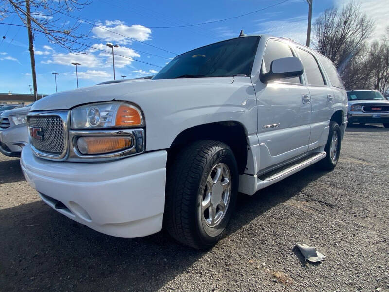 2006 GMC Yukon for sale at Martinez Cars, Inc. in Lakewood CO