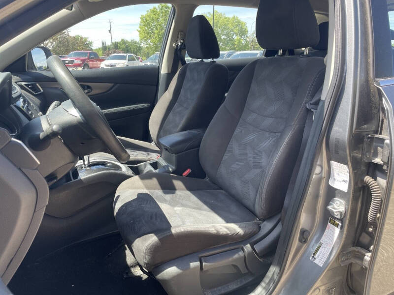 2015 Nissan Rogue S