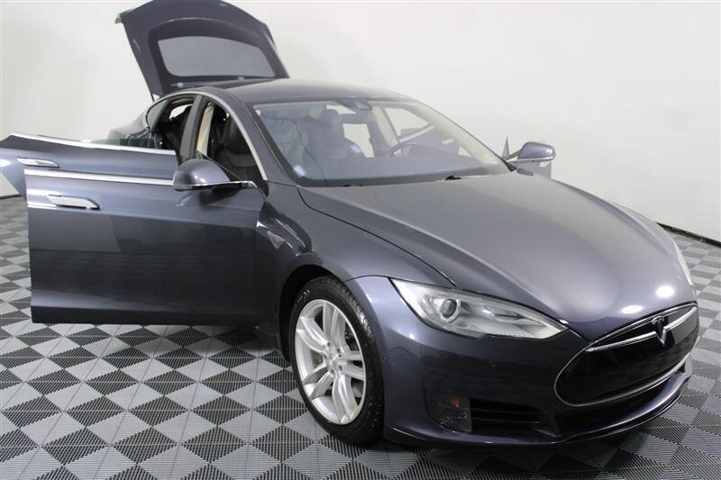2015 Tesla Model S