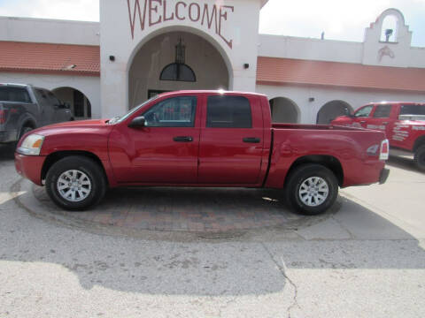 2006 Mitsubishi Raider for sale at HANSEN'S USED CARS in Ottawa KS