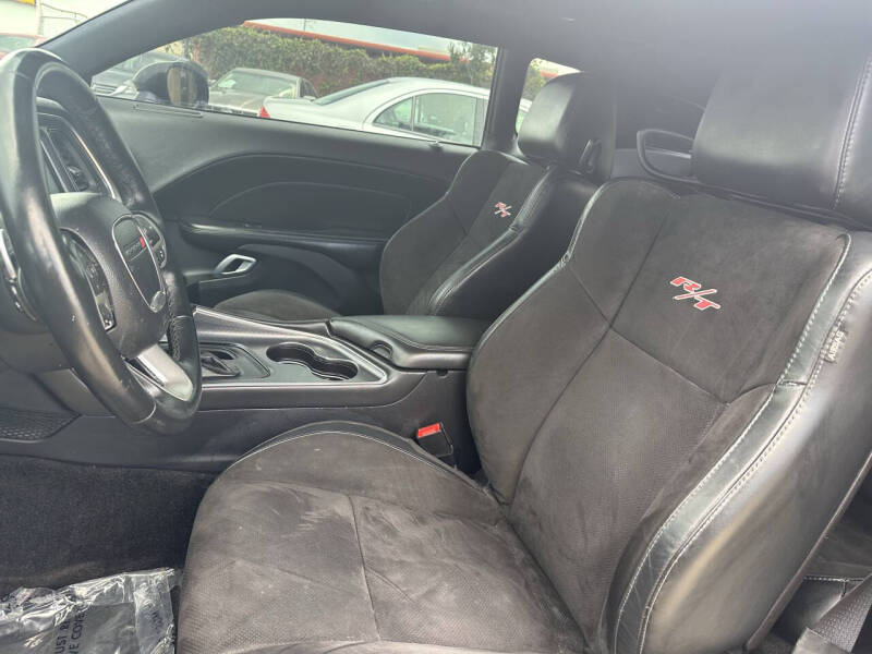 2015 Dodge Challenger R/T Plus