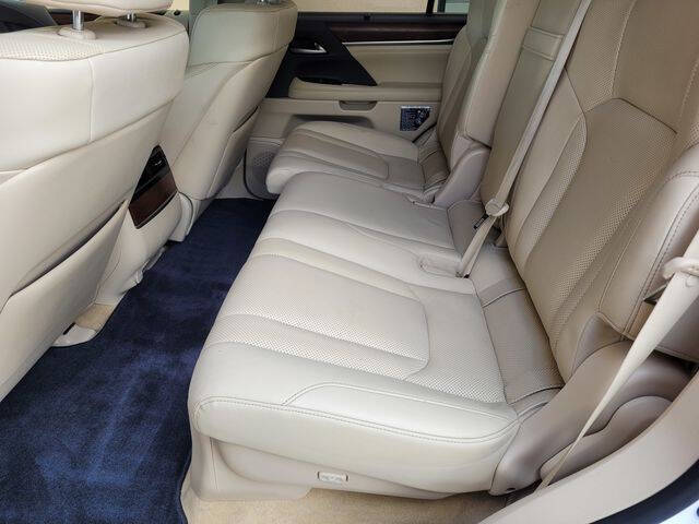 2019 Lexus LX 570