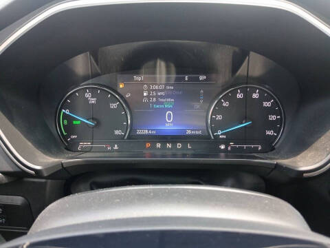 2022 Ford Escape Hybrid SEL