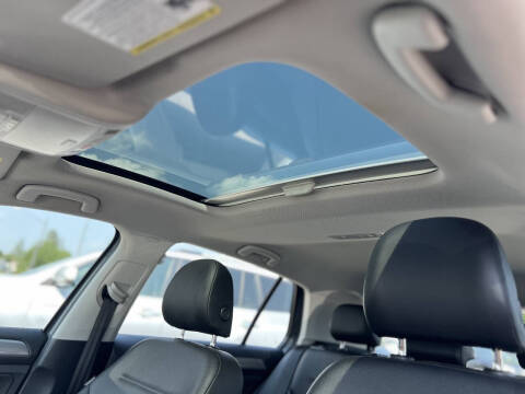 2016 Volkswagen Golf TSI SEL