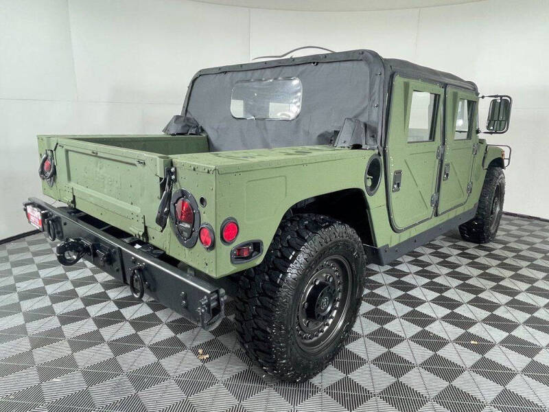 2006 AM General Hummer