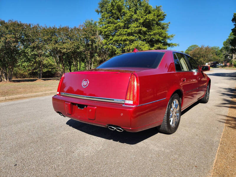 2010 Cadillac DTS Luxury Collection