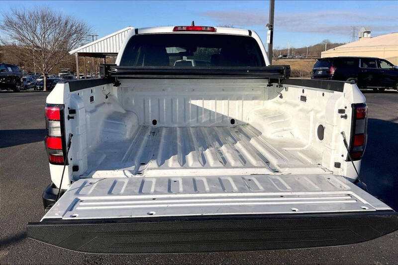 2022 Nissan Frontier S