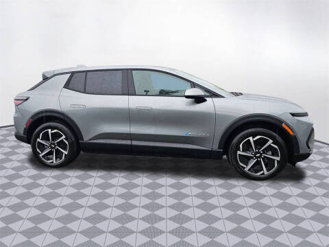 2026 Chevrolet Equinox EV LT 1