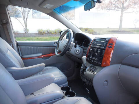 2006 Toyota Sienna XLE 7 Passenger