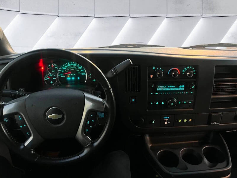 2018 Chevrolet Express 2500