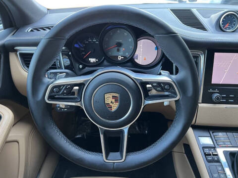 2017 Porsche Macan S