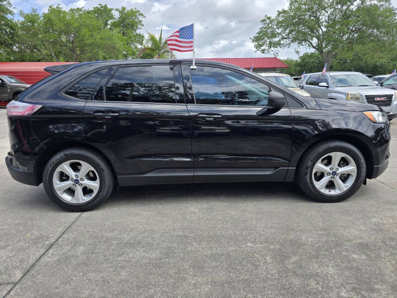 2020 Ford Edge SE